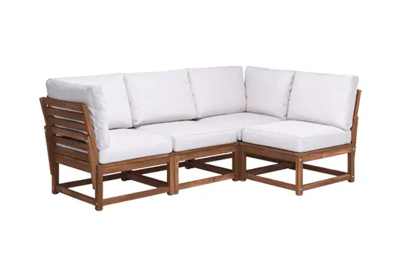 Patio sofa cleaning in Tampa